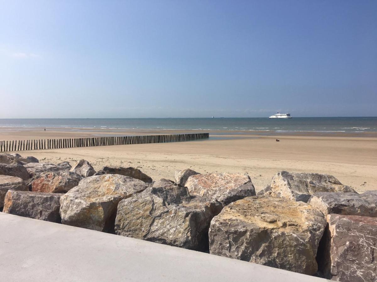 Gentlemen Appartement Au Premier Etage A 50 Metres De La Mer Sangatte Exterior photo
